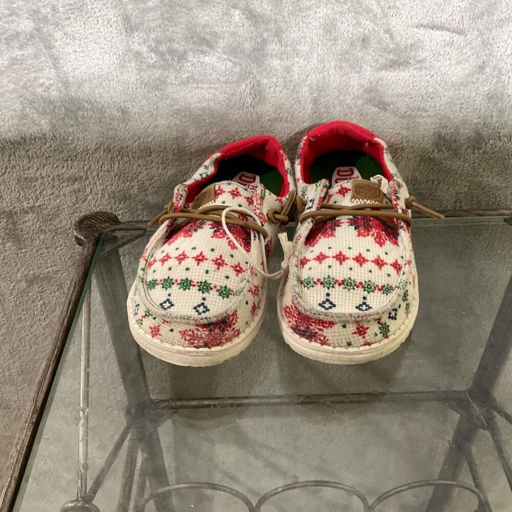 Hey Dude Kids Shoes U.S Size 2T Christmas motif fair isle